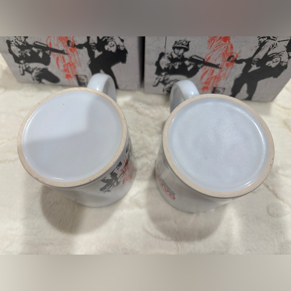 Banksy Fans! 'Unauthorized Exhibition: Genius or Vandal?' Mug - Picture 10 of 11